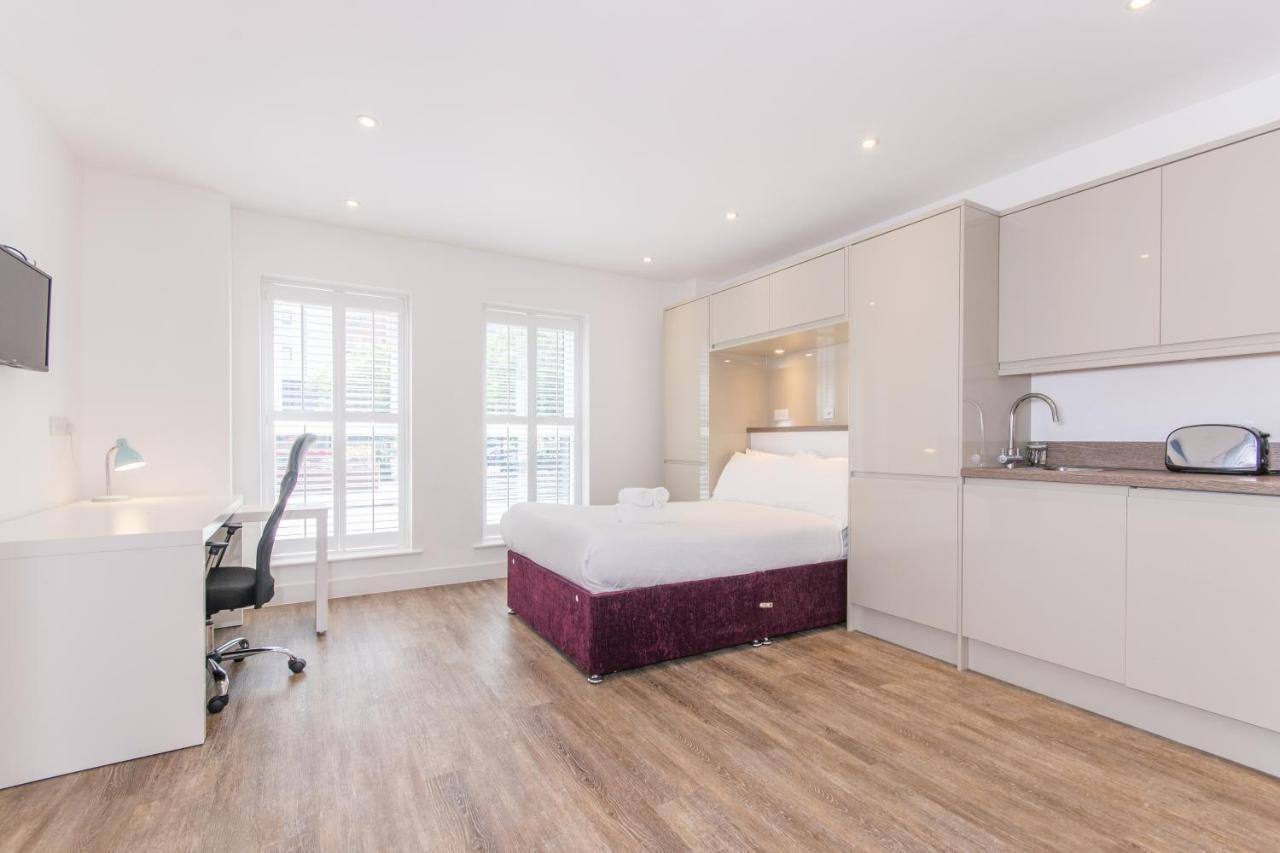 Town Or Country - Canute Studio Southampton Eksteriør billede